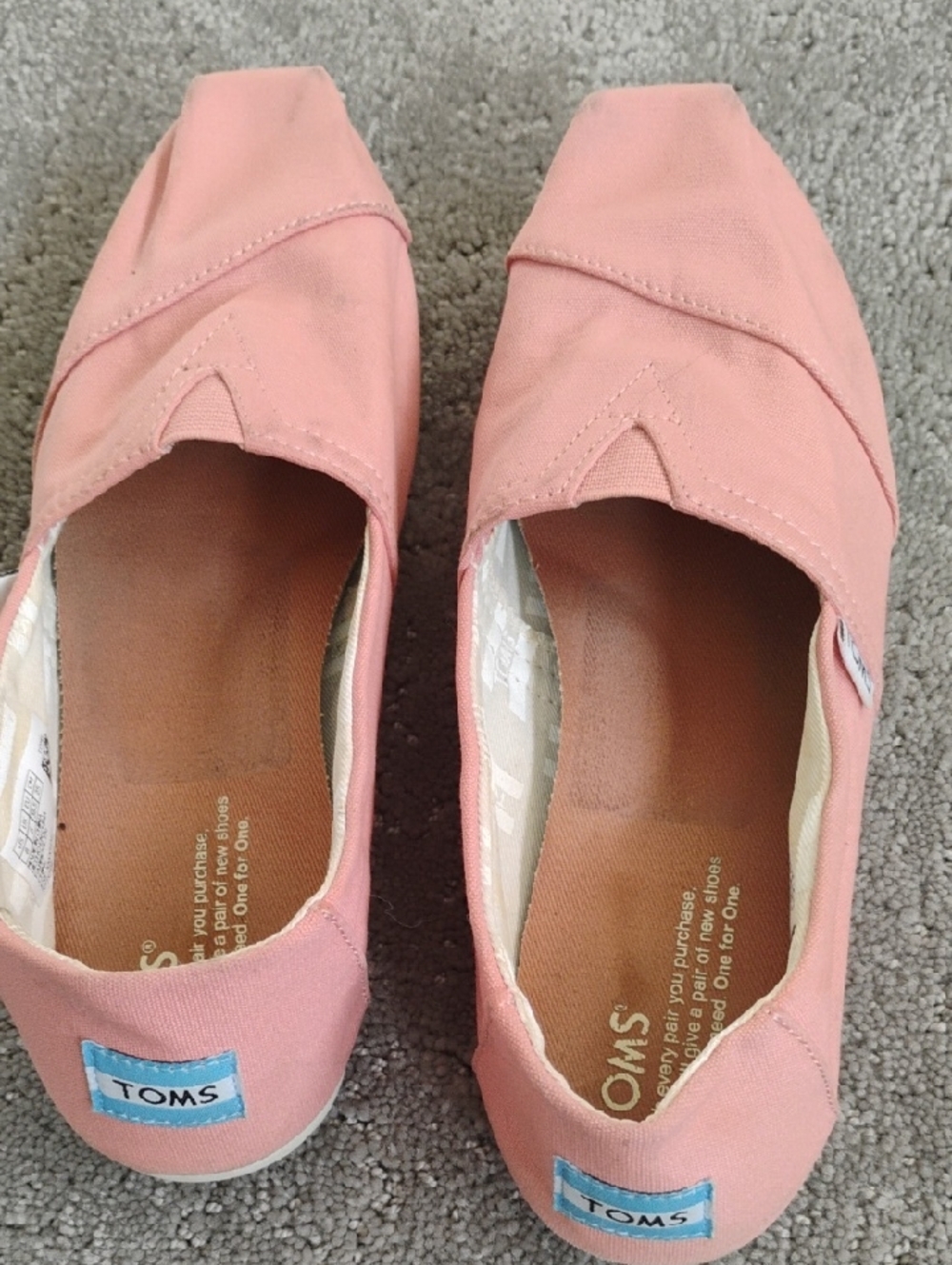 Toms Women's Dusty Pink Canvas Slip-On Flats .  Women's 8